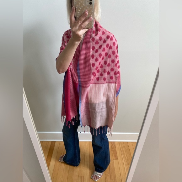 Red cotton striped mix pattern hand knotted scarf - Picture 7 of 16